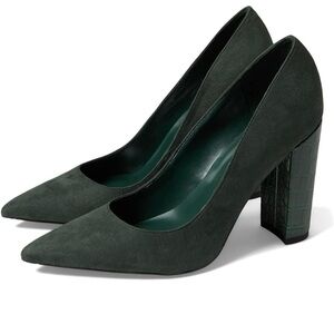 Brand New NINE WEST Forest Green Paulee2 Pump with Chunky Heel. Size 9M